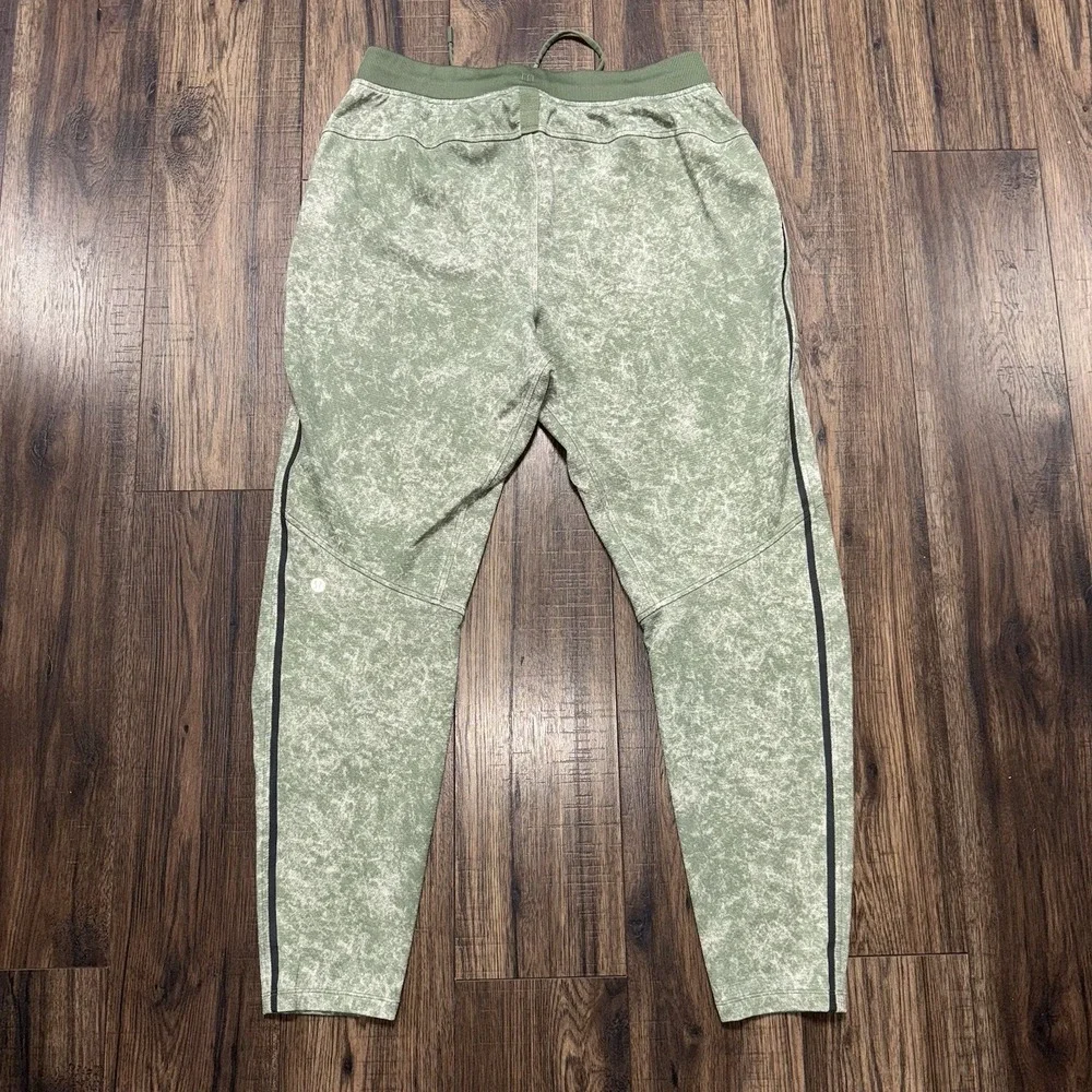 Lululemon Textured Tech Pant Denim Wash Print Green Twill Multi Men's Size Large